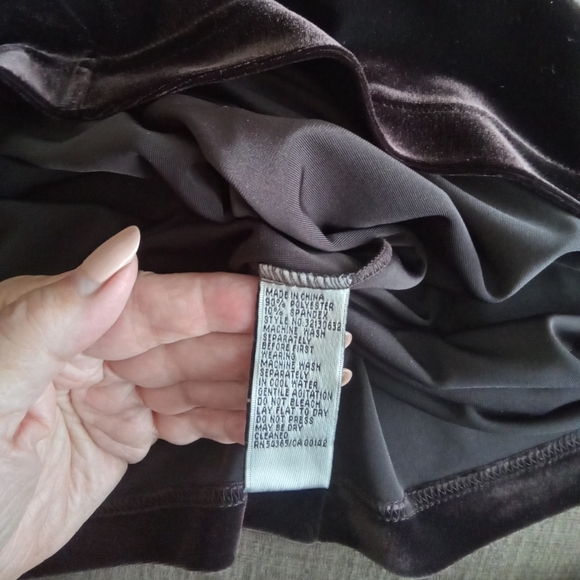 Nygard Collection Brown Stretch Velvet Top M - Picture 5 of 5